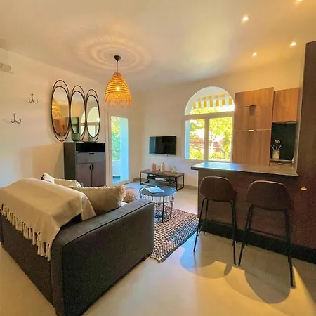 Appartement Au Bord De L'eau Climatisé Avec Terrasse Et Vue à 40m De La