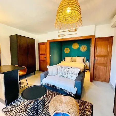 Au Bord De L'eau Climatisé Avec Terrasse Et Vue à 40m De La Cassis